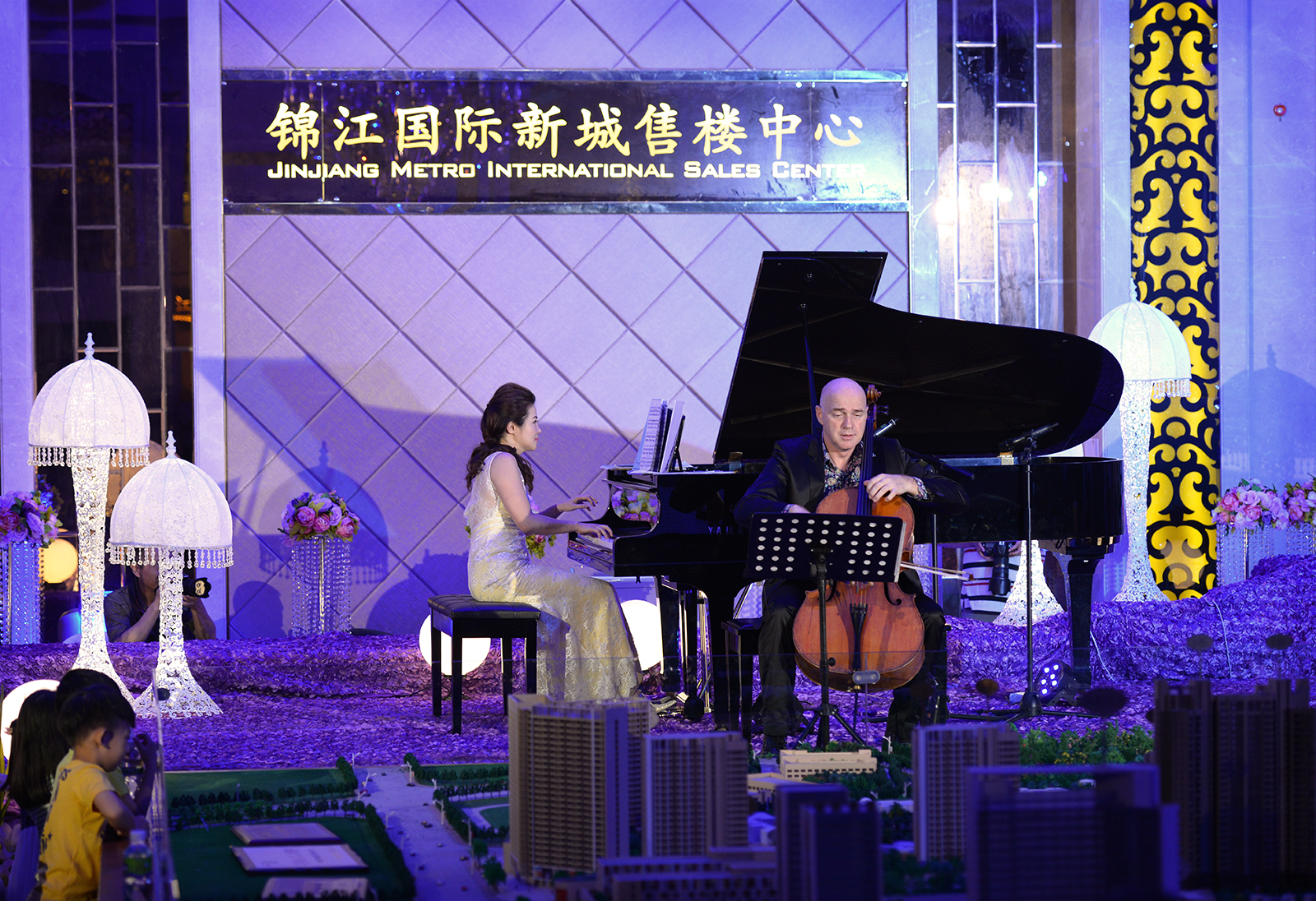 锦江国际新城音乐之夜摄影作业(图2)